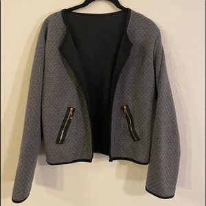 Women’s gray blazer